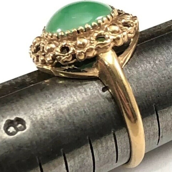 Stunning Estate VNT Solid 10K Yellow Gold Jade Jadeite Cabochon Ring Size 7 - Picture 9 of 13